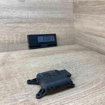 3C0907511A 0132801362  Air flap motor/actuator Volkswagen Golf VII
