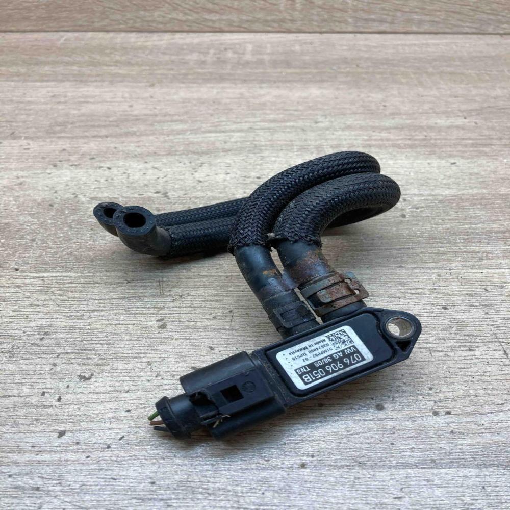 076906051B   Exhaust gas pressure sensor Volkswagen Golf VI