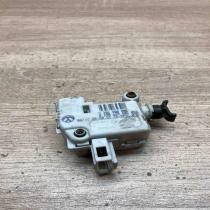 3B5827061B 3B0959781C  Tailgate boot lock/latch motor Volkswagen Touareg I