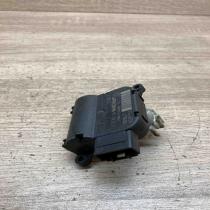 1K0907511C 0132801336  Air flap motor/actuator Audi A3 S3 8P