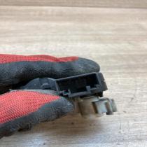 1K0907511C 0132801336  Air flap motor/actuator Audi A3 S3 8P