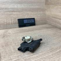 1K0907511C 0132801336  Air flap motor/actuator Audi A3 S3 8P