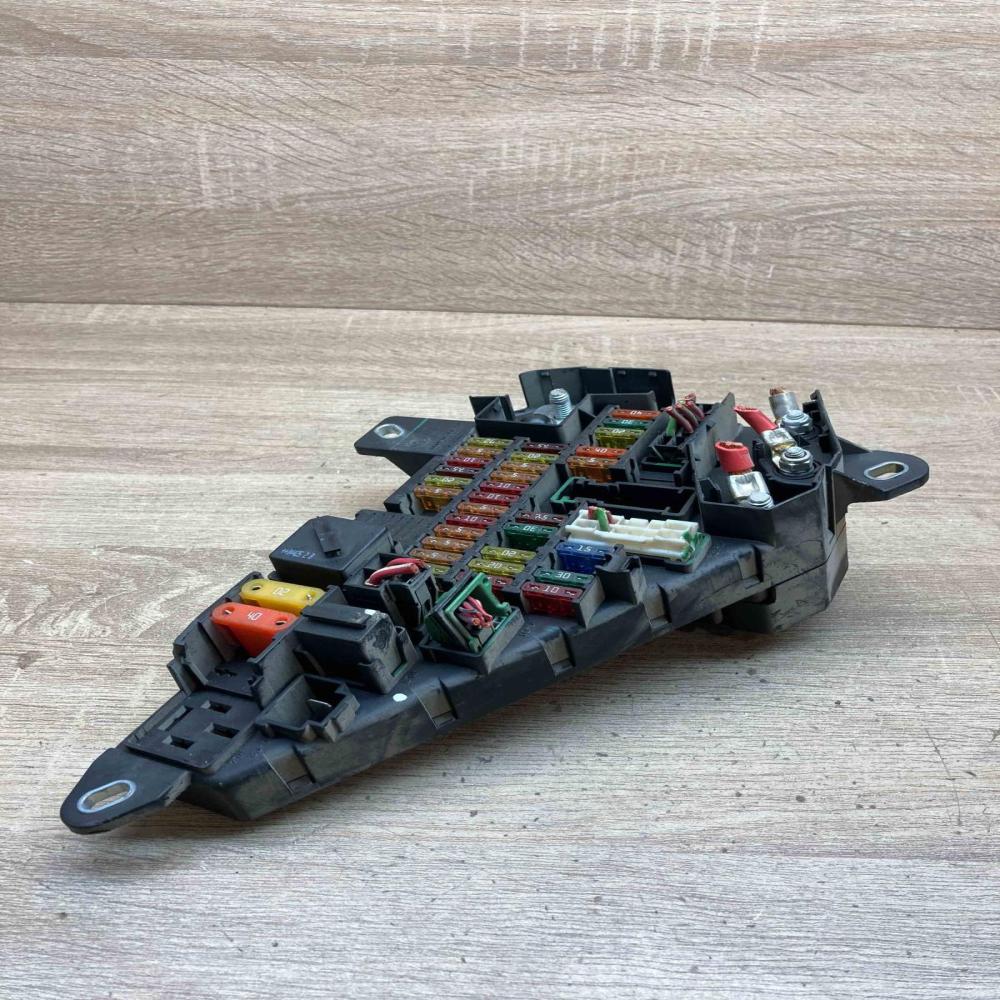 6906588 6906588 07  Fuse module BMW 5 E60 E61
