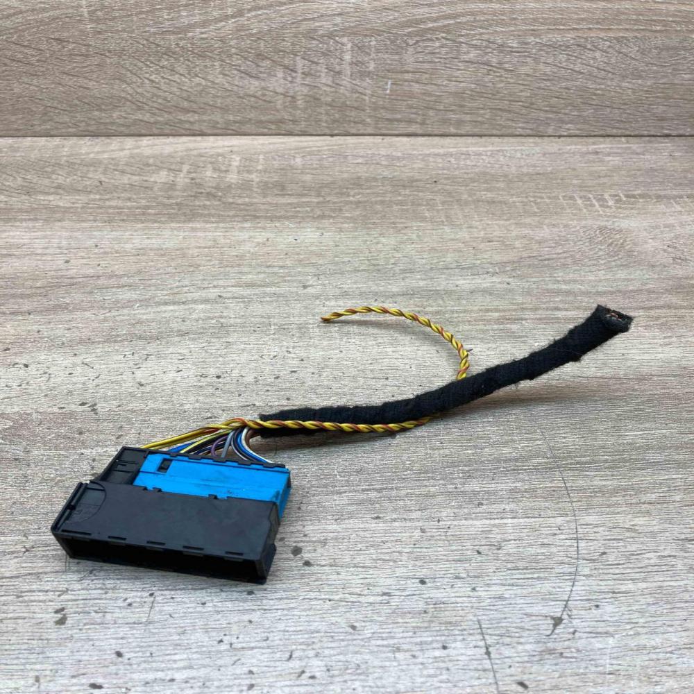 6925547 1452471  Plug wire BMW 5 F10 F11