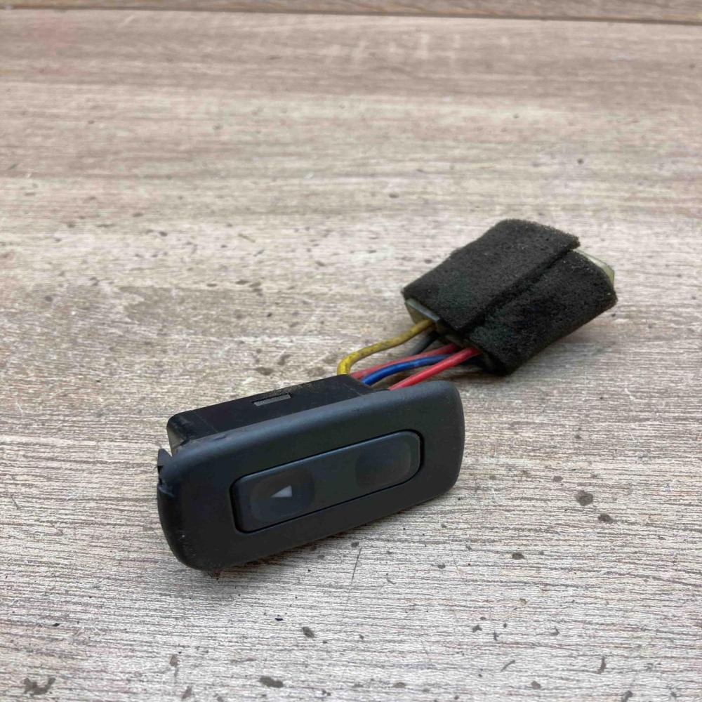 000410   Electric window control switch KIA Sportage