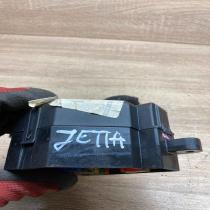 Volkswagen Jetta   Fuse module Volkswagen Jetta IV