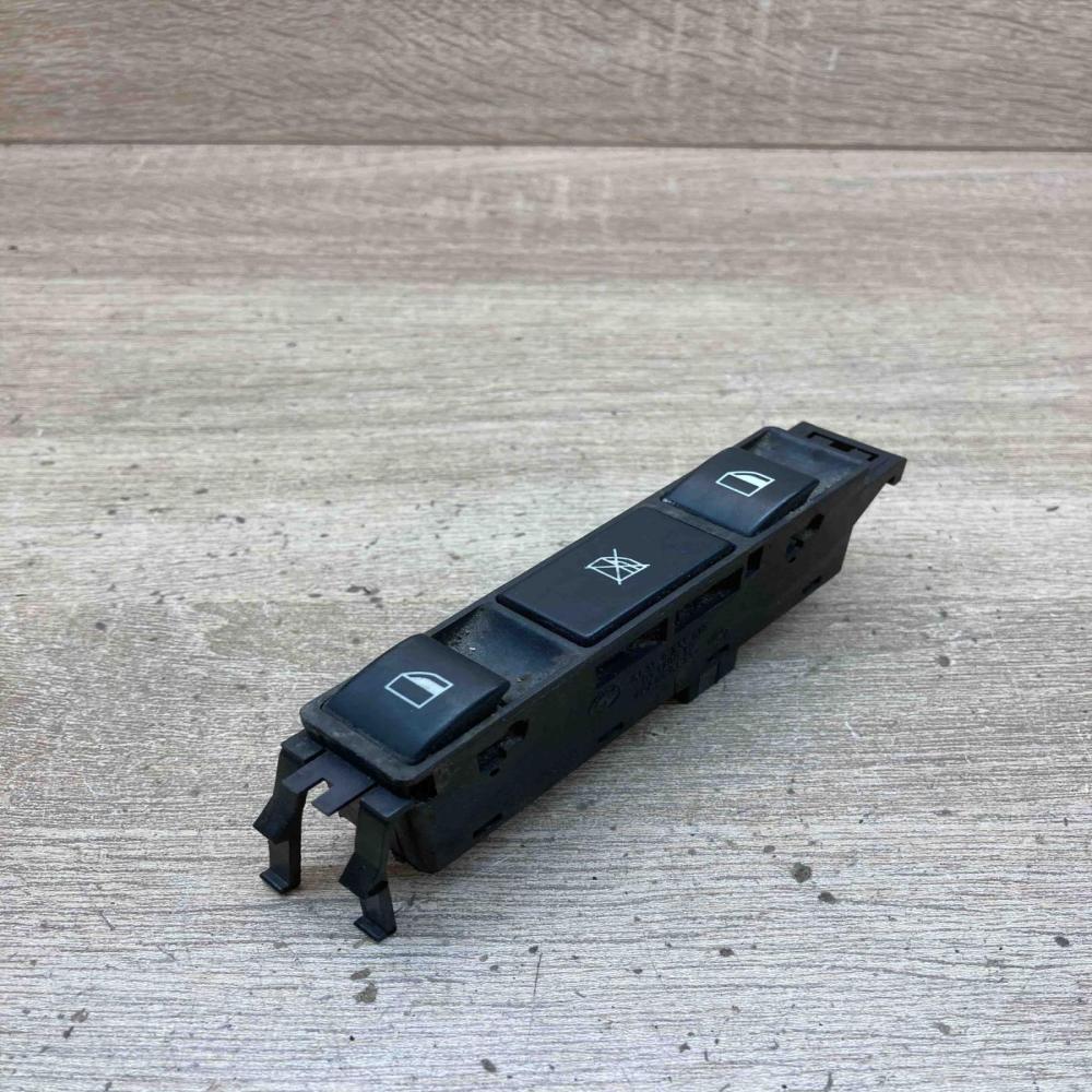 8381518 03120010  Electric window control switch BMW 3 E46