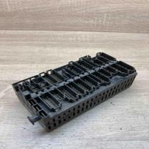 357937039   Fuse module Volkswagen PASSAT B3