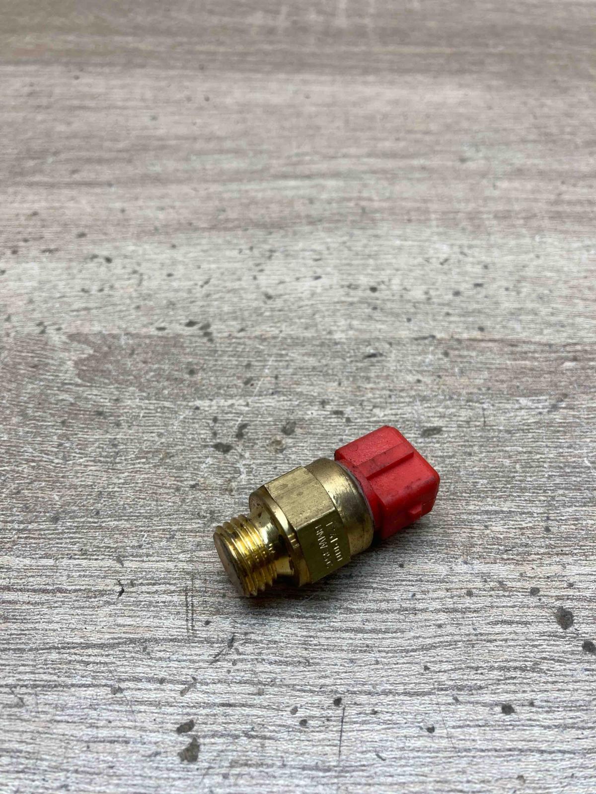 1741900   Coolant temperature sensor BMW 5 E39