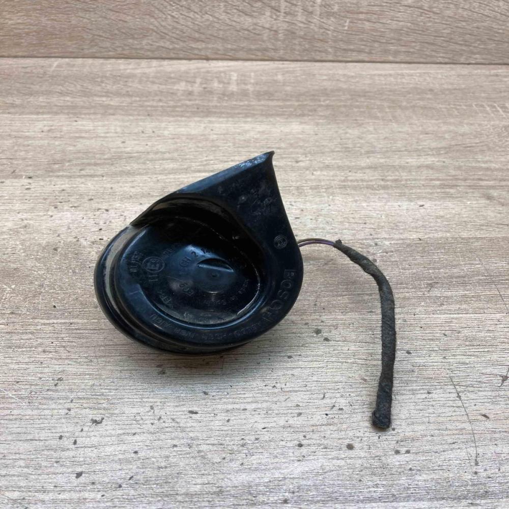 70 3881157 011157 With Plug Horn signal BMW 5 F10 F11