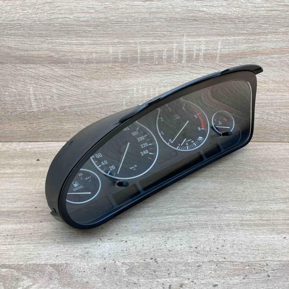 6914883 110 008 784 For Diesel LHD Speedometer (instrument cluster) BMW 5 E39