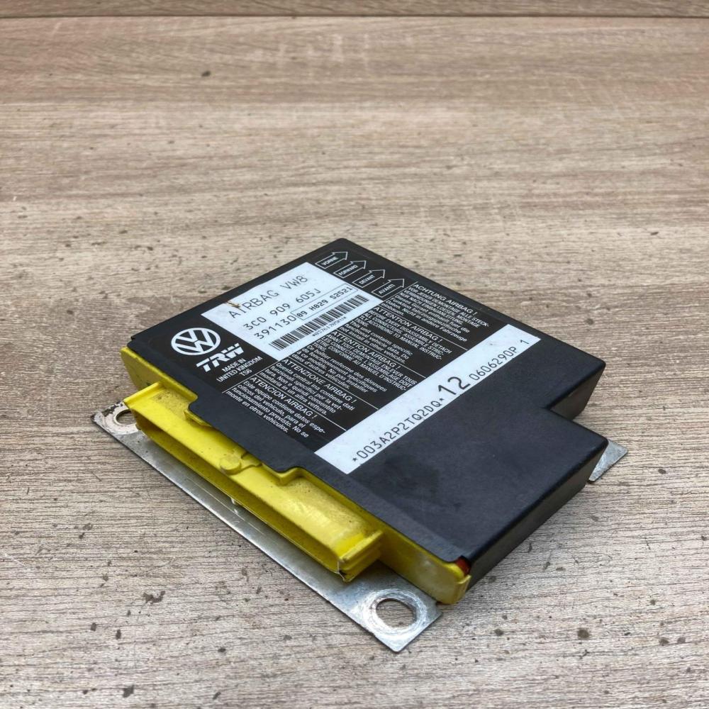 3C0909605J   Airbag control unit/module Volkswagen PASSAT B6