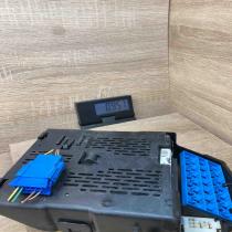 7703297930 7703397911  Fuse module Renault Scenic I