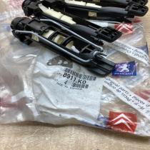 8911K0   Front seat headrest Peugeot 407
