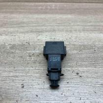 1J0945511A   Brake pedal sensor switch Volkswagen Golf IV
