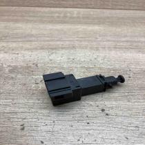 1J0945511A   Brake pedal sensor switch Volkswagen Golf IV