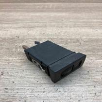 1J0963564B   Seat heating switch Volkswagen Golf IV