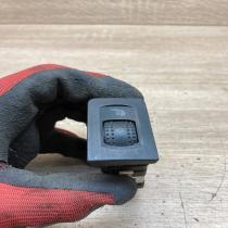 1J0963564B   Seat heating switch Volkswagen Golf IV