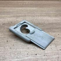 1T0861303M   Cargo luggage net fixing mount Volkswagen PASSAT B6