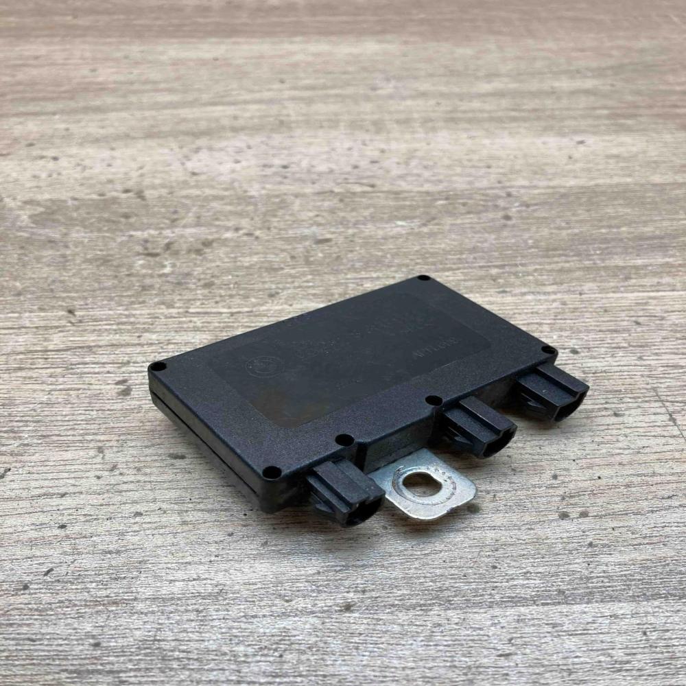 8380944   Aerial antenna amplifier BMW 3 E46