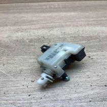 1Z0810773 1M0959781A  Fuel tank cap lock motor Skoda Octavia Mk2 (1Z)