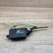8355056 406 204 3 2  Fuel tank cap lock motor BMW X5 E53