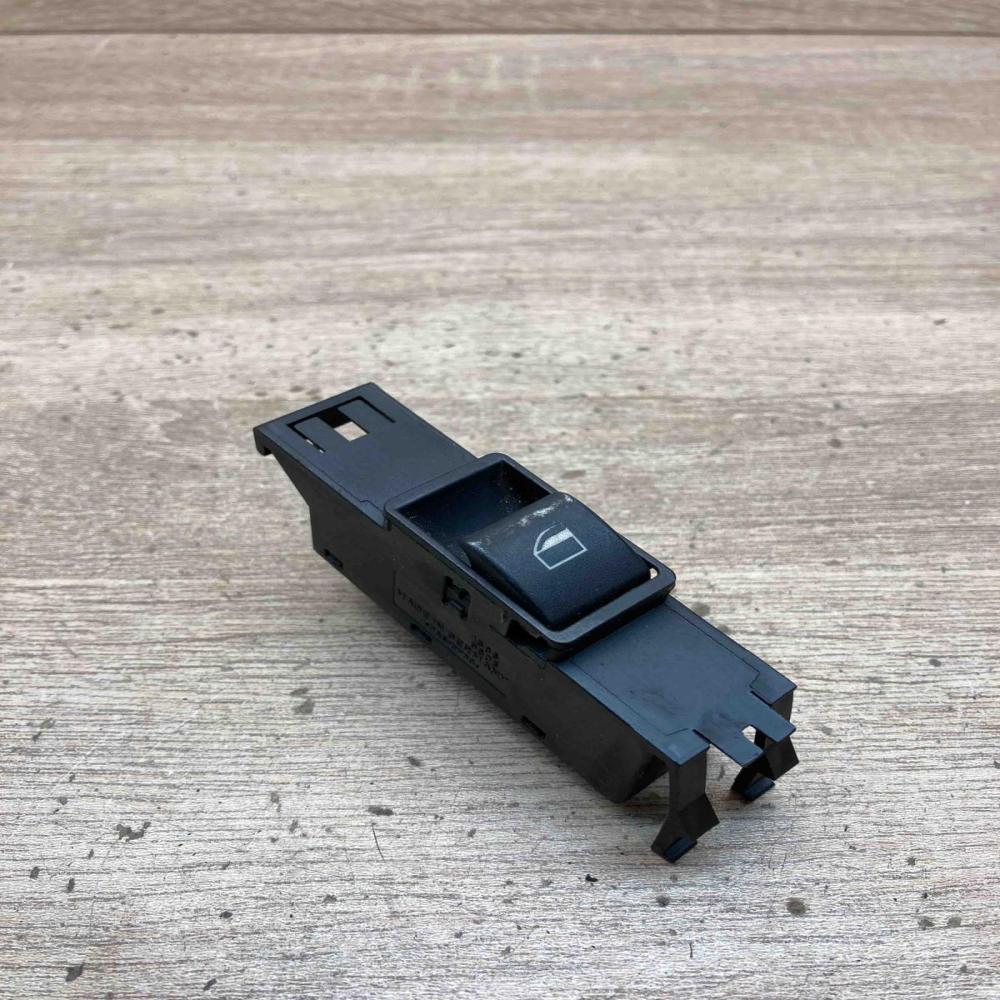 6902176   Electric window control switch BMW 3 E46