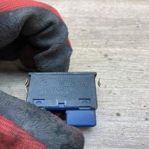 8365579   Tailgate opening switch BMW X5 E53