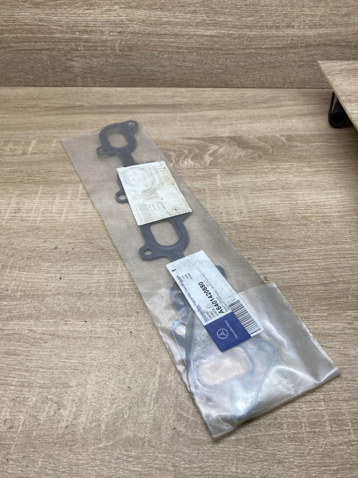 A6401420880   Other exhaust manifold parts Mercedes-Benz A W169