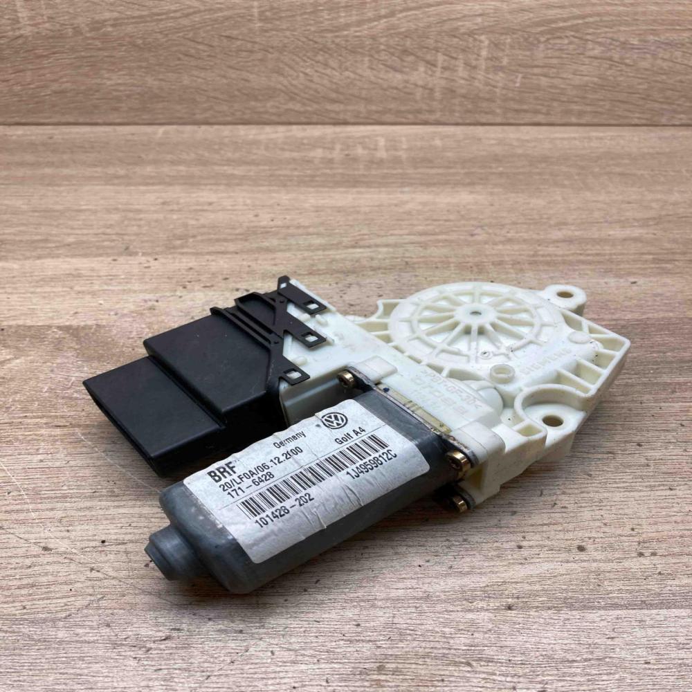 1J4959812C   Rear door window regulator motor Volkswagen Golf IV