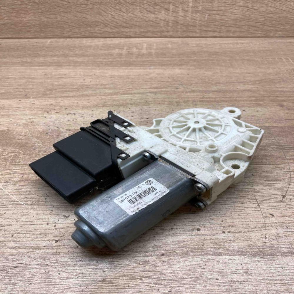 3C9959704 975281 200  Rear door window regulator motor Volkswagen PASSAT B6