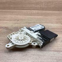 1K0959704B   Rear door window regulator motor Volkswagen Touran I