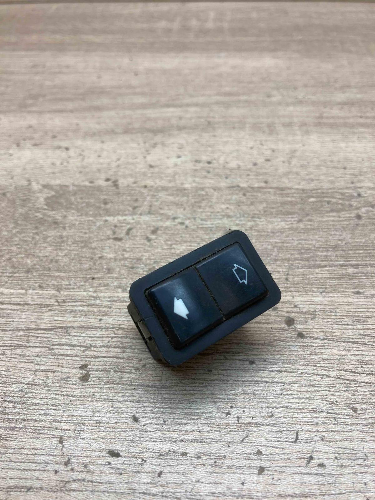 8368974   Electric window control switch BMW 7 E38