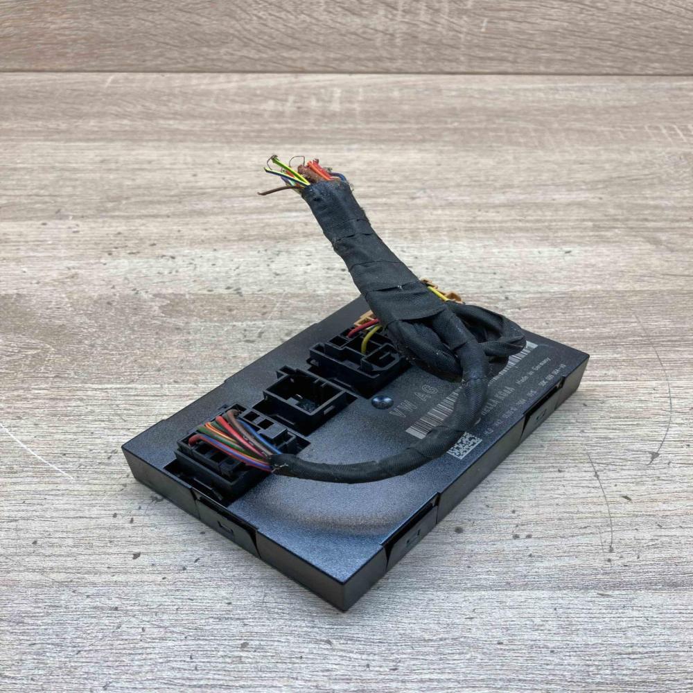 3C0959433AQ 5DK009064 40  Comfort/convenience module Volkswagen PASSAT B6