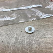 9399W4 Door trim clip  Other body part Citroen Relay II