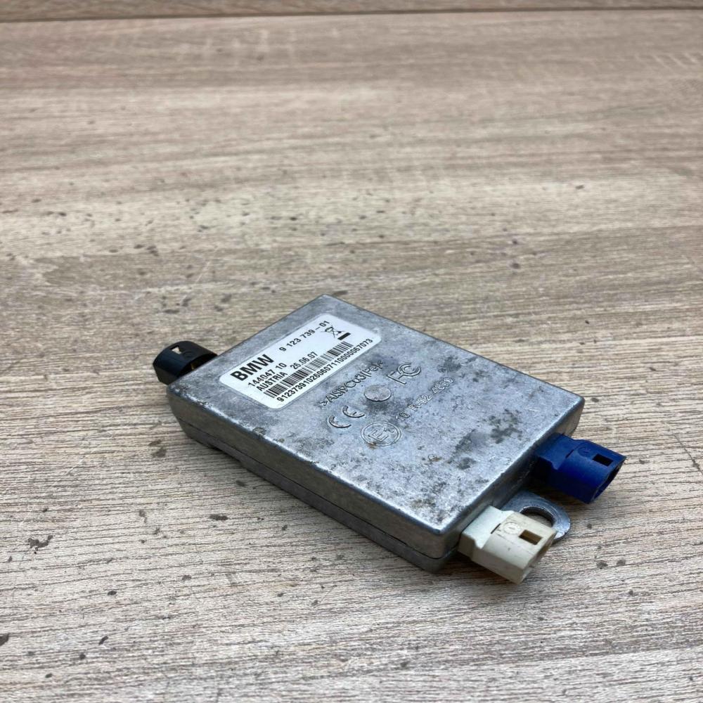9123739   Aerial antenna amplifier BMW 7 F01 F02 F03 F04