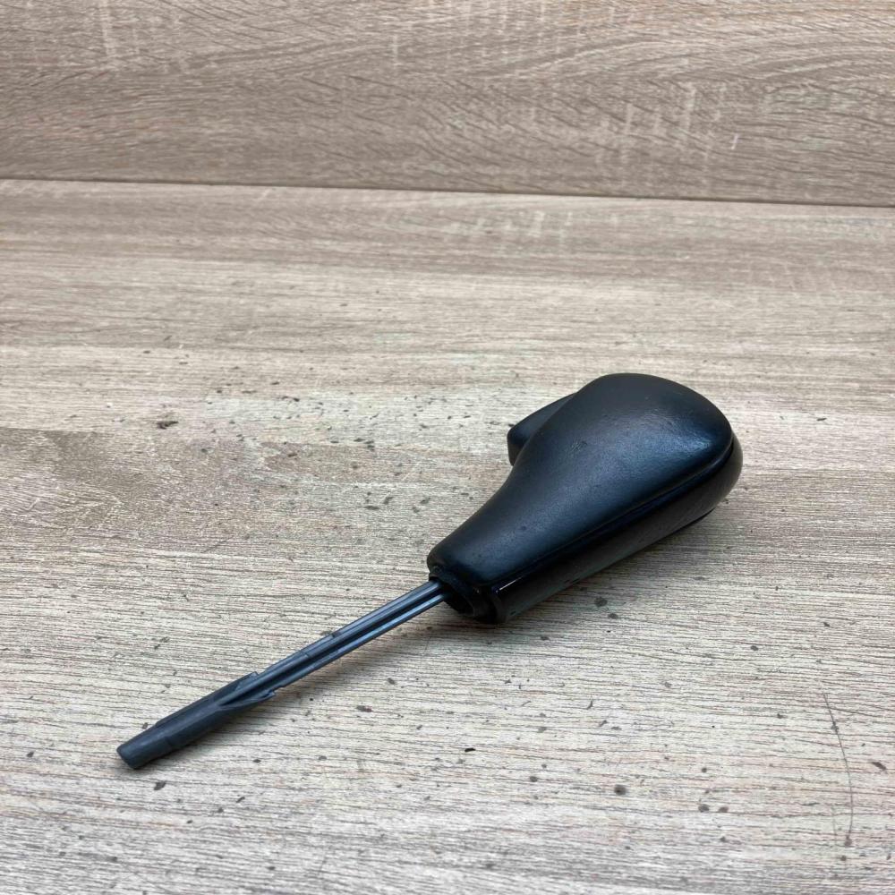BMW E Series  Black Gear lever shifter trim leather/knob BMW 5 E39