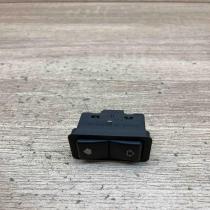 8368974   Electric window control switch BMW 7 E38