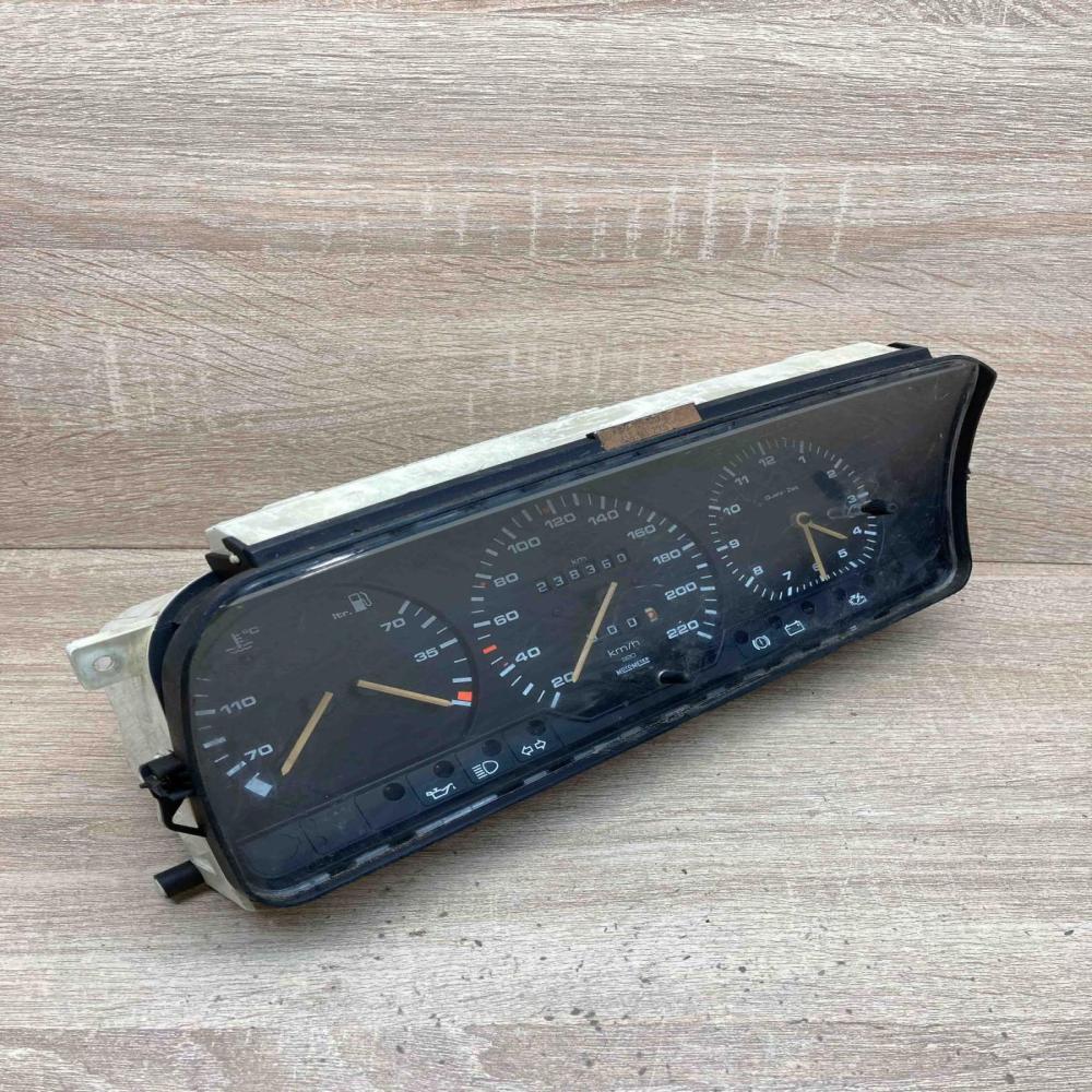 357919033R 6160462005 EU Speedometer (instrument cluster) Volkswagen PASSAT B3