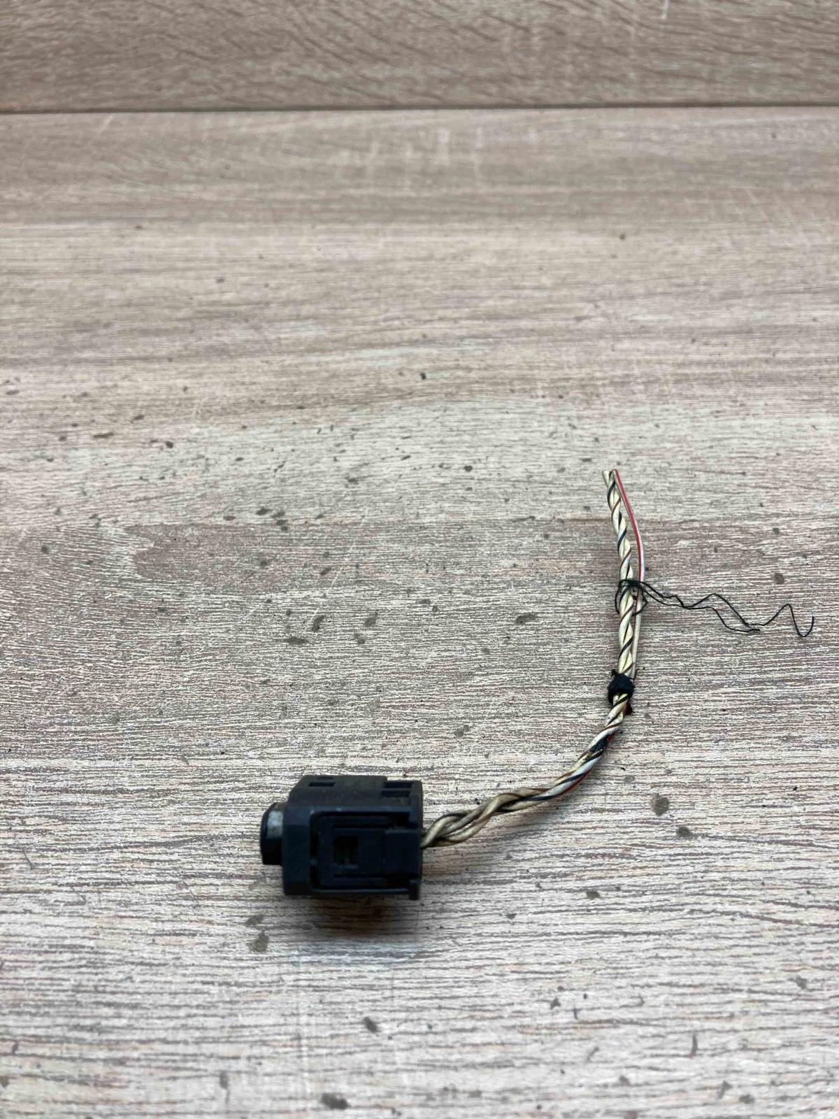 1452049 1 14520491  Plug wire BMW 1 E81 E87
