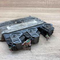 8200444583 8200444586 With Plug Engine control unit/module ECU Renault Trafic II