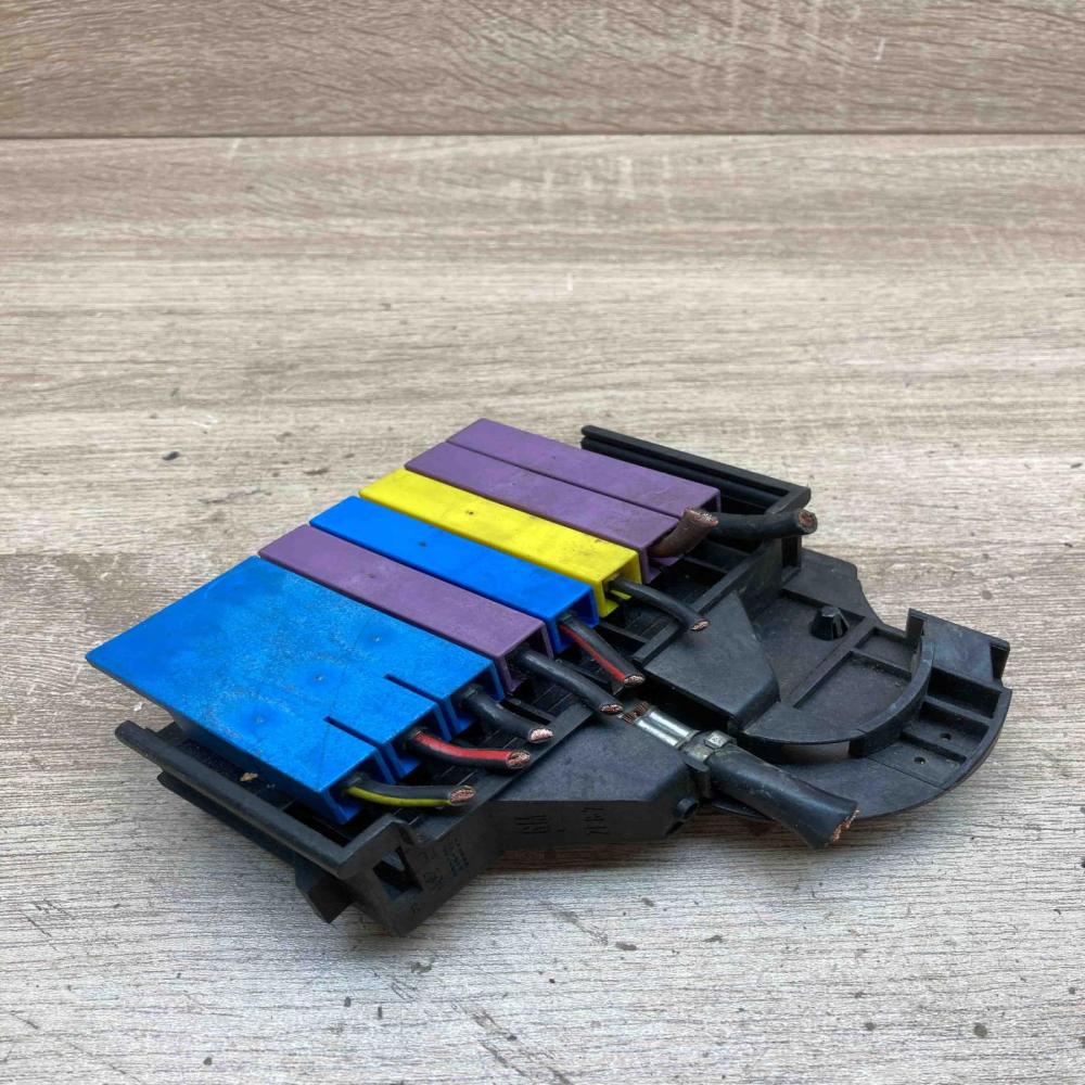 968566 1 9685661  Fuse box set Opel Astra G