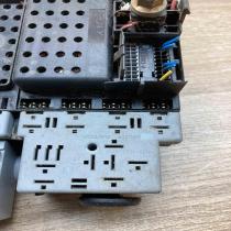 9401802 9441585  Fuse module Volvo S60