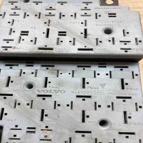 9441607   Fuse box set Volvo S80