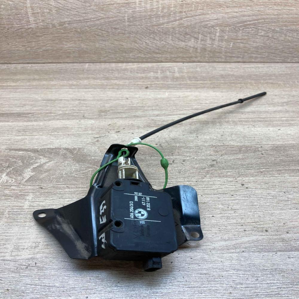 8352168 406 204 3  Fuel tank cap lock motor BMW 5 E39