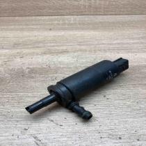 8377613   Headlight washer pump BMW 7 E65 E66
