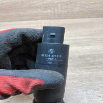8377613   Headlight washer pump BMW 7 E65 E66