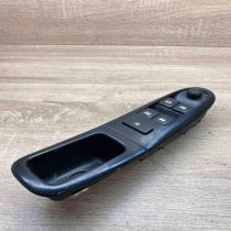 2596606   Electric window control switch Peugeot 406