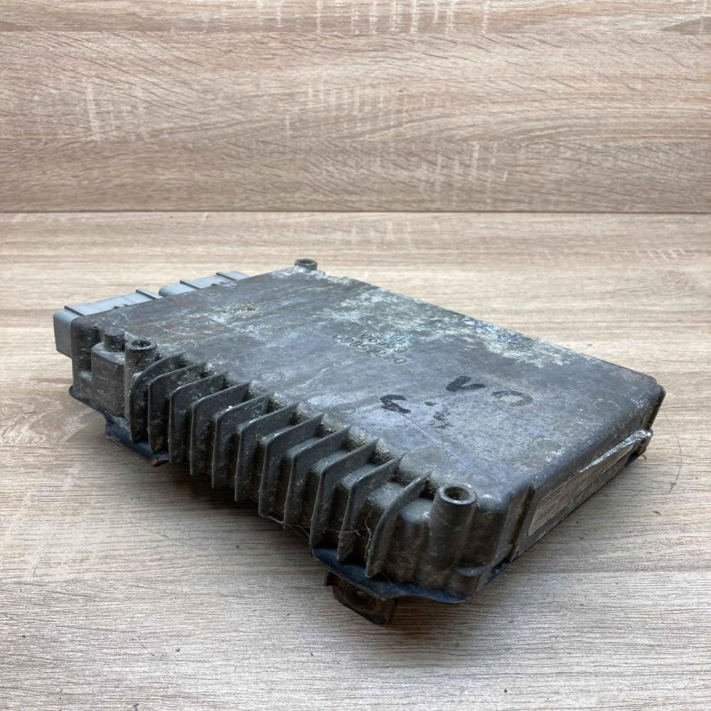 P04727423AF 04745860  Engine control unit/module ECU Chrysler Voyager