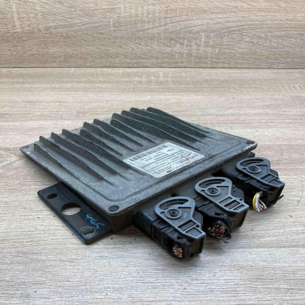 8200250662 HOM8200129063 With Plug Engine control unit/module ECU Renault Clio I